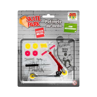 Brinquedo Skate Park Patinete De Dedo + Acessórios - Dm Toys DMT7188