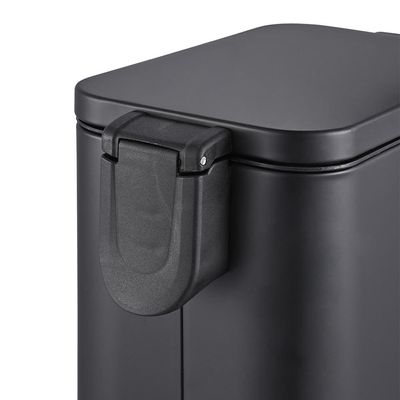 Lixeira Brinox Frame 5L Retangular com Pedal Balde Removível Preto