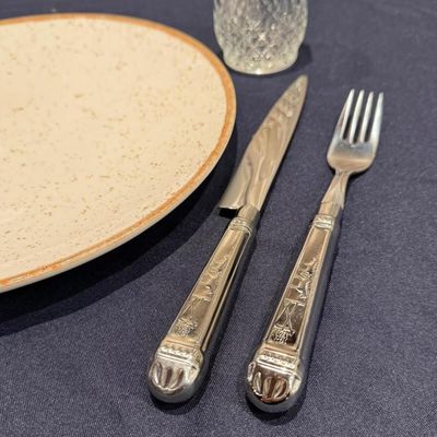Jogo 12 Facas Mesa Churrasco 24cm Prateada Aço Inox Serrilhada Carne