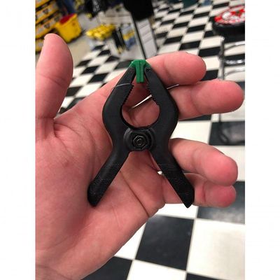 Grampo Plástico Multiuso 3 75mm Carbografite 012356912