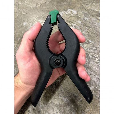 Grampo Plástico Multiuso 6 150mm Carbografite 012357112