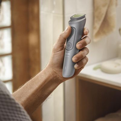 Aparador de Pelos Philips MG3911/15 Multigroom 7 em 1 Lâminas Auto Afiáveis Bivolt