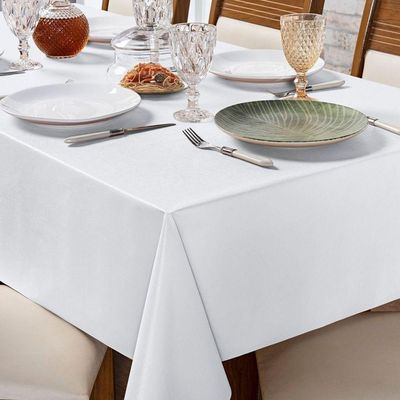Toalha De Mesa 6 Lugares Térmica Impermeável 1,40 M X 2,00 M 100% Policloreto De Vinila - Branca