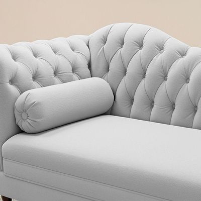 Divã Recamier Lavínia Clássico 120cm Capitonê Com Pés De Madeira Veludo Cinza Claro - Desk Design