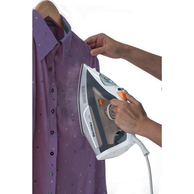 Ferro de Passar a Vapor Black Decker FX3100 com Sistema Antigotejamento - Branco e Cinza branco,preto,cinza,laranja / 220