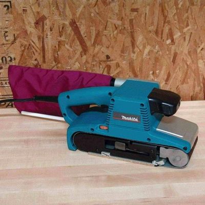 Lixadeira De Cinta 100mm 1010W 9404 Makita 220V