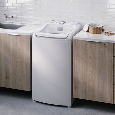 Máquina de Lavar 9kg Electrolux Efficient Care (LED09) 127V