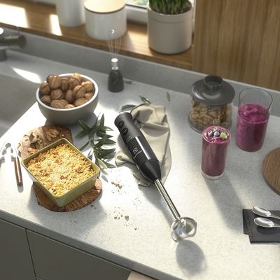 Mixer 3 em 1 Electrolux Cinza 600W com Haste em Inox e Tecnologia TruFlow (EIB20) 220V