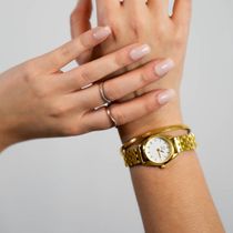 Relógio Feminino Dourado Elegante Delicado Pequeno New Port
