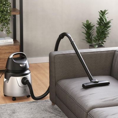 Aspirador de Água e Pó Electrolux A10N1 1250W - Cinza/Preto Preto,Cinza / 110