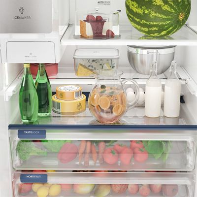 Geladeira Electrolux Frost Free Inverter 541L Experience com FlexiSpace 4 Portas Preta Pro Series (IQ8IB) 127V