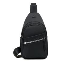 Mochila Bolsa Tiracolo Transversal Pochete De Peito Impermeável Saída Para Fone De Ouvido Cor:preto