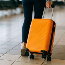 Mala De Bordo 10kg Viagem Zíper Expansível Em Polipropileno Rodinhas 360º Tsa Rocha Cruzeiro Laranja