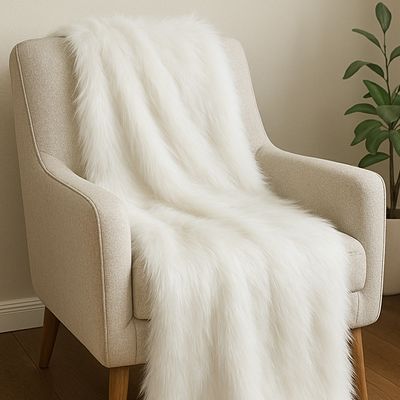 Tecido Pelúcia de Pelo Alto 1,60x1,00 m para Decoração Off White