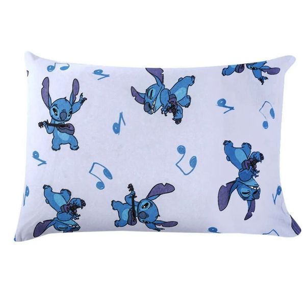 Fronha Avulsa KazzaVip Malha 100% Algodão Disney Estampada Stitch Song 48cmx68cm Azul