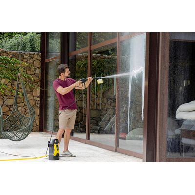 Lavadora de Alta Pressão Kärcher Prática Black 1450 PSI 1200W 220V