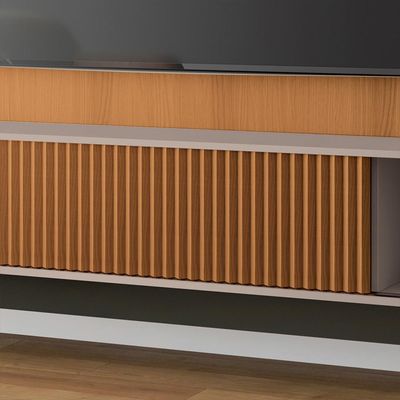 Painel Para TV 85 Pol com Bancada Suspensa e LED Zurick B01 Cinamomo Off White - Lyam Decor