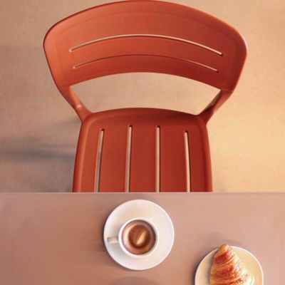 Jogo 4 Cadeiras em Plástico Resistente Terracota Tramontina Amélia Cozinha Área Gourmet Elegante