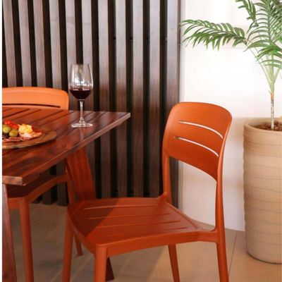 Jogo 4 Cadeiras em Plástico Resistente Terracota Tramontina Amélia Cozinha Área Gourmet Elegante