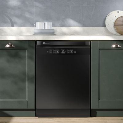 Lava-Louças Electrolux 14 Serviços Preta Experience com Função Higienizar Compras (LL14P) 127V