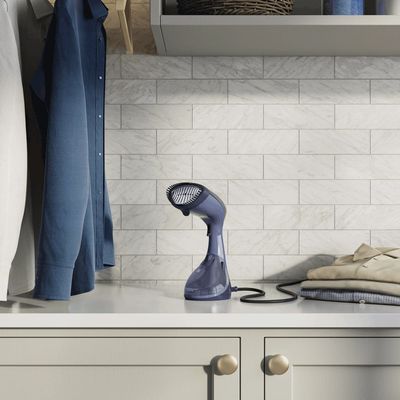 Vaporizador Passadeira de Roupas Portátil Electrolux Efficient Care com Vapor Contínuo (EPS10) 127V