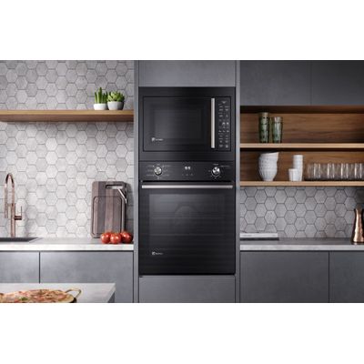 Micro-ondas de Embutir Electrolux 34L Preto Experience com Descongelamento Assistido (ME3BP) 127V