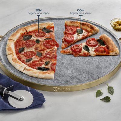 Forno de Embutir Electrolux Elétrico 80L Expert com VaporBake e Wi-fi Cinza (OE8EW) 220V