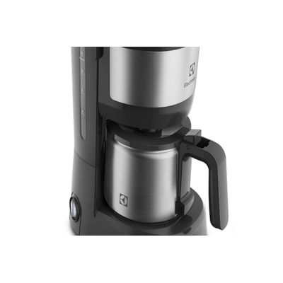 Cafeteira Elétrica Electrolux 30 Xícaras Efficient com Jarra Inox (ECM22) 220V