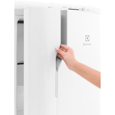 Geladeira Electrolux Cycle Defrost 240L Degelo Prático Uma Porta Branca (RE31) 127V