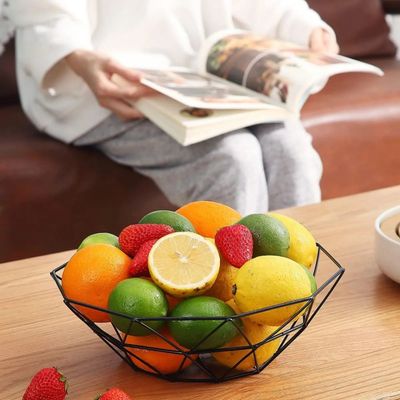 Fruteira de Mesa Redonda em Metal Preta 27cm - Cesta de Frutas Aramada
