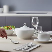 Aparelho de Jantar Vista Alegre Broadway White em Porcelana 42 Peças: O Auge do Minimalismo e Sofisticação Moderna