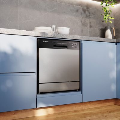 Lava-Louça Electrolux 8 Serviços Inox com Programa Lava & Seca 50 min (LS08E) 127V