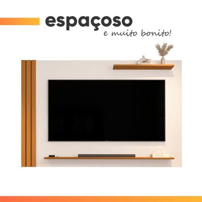 Painel Para Tv Até 65 Polegadas Detalhe Ripado Com Prateleiras Aden Off White / Madeirado