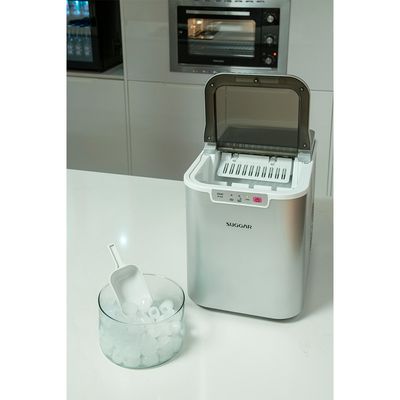 Máquina de Gelo Suggar 15kg Gelo Rápido + Bandeja Coletora e Pá 120W MG15 Prata / 110v