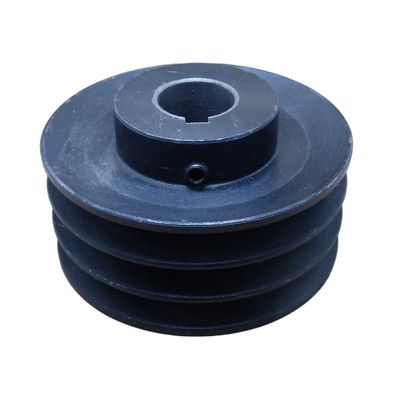 Polia De Ferro 4 1/2 115Mm 3A Com Furo 28Mm Chaveta 5 1/6 Wayne W700 30Pés Com Motor 7.5 Cv