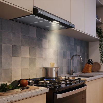 Depurador de Ar Electrolux 80cm Preto Alto Poder de Sucção, Luz LED e Filtragem Dupla (DE8SB) 127V