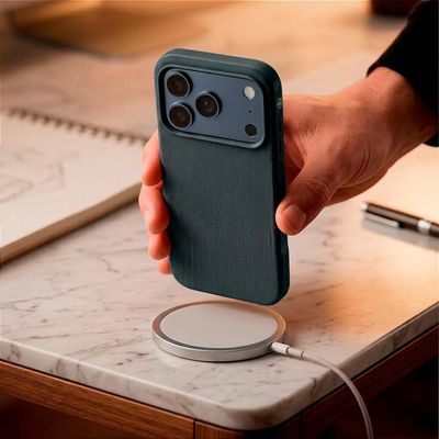 Capa para iPhone 17 Pro - Woov - Azul - Gshield