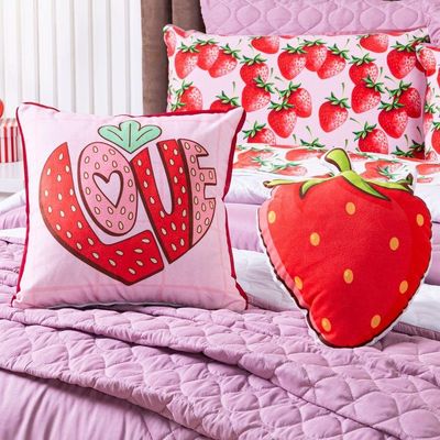 Kit Edredom Casal Padrão Morangos Rosê Com Almofadas Estampadas 7 Peças - Dupla Face Percal 300 Fios