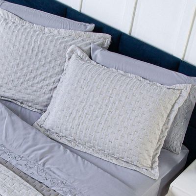 Kit Cobre Leito Colcha Queen  300 Fios Dupla Face Linho Mesclado Com Fronhas 03 Peças Cor Cinza
