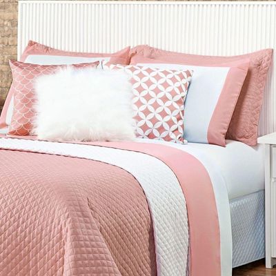 Kit Cobre Leito Colcha King Miami Rosê/branco Dupla Face Com Almofadas Estampadas 06 Peças