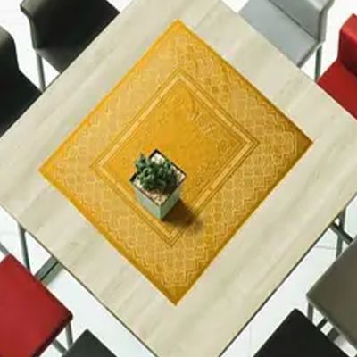 Toalha Centro de Mesa KazzaVip Renda Color Flores, Ramos e Arabescos 75cm x 75cm Laranja