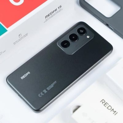 Smartphone Xiaomi Redmi 15 8GB 256GB Tela 6,9" 144Hz, Bateria 7.000 mAh, 50 MP Cinza