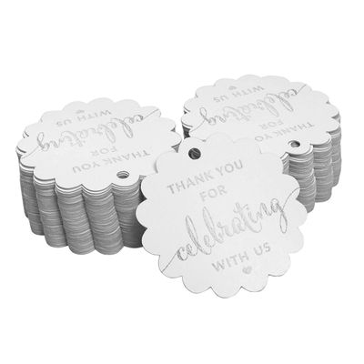 Tags Papel Metalizado 'Obrigado por Celebrar Conosco' para Lembranças - Chá de Noiva/Bebê/Aposentadoria/Casamento/Aniversário - Inkdotpot 100 Etiquetas Metalizadas / Branco - Prata