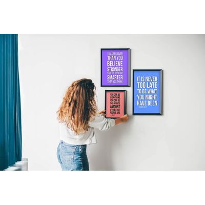 Quadro Motivacional: Você Pode Ser Tudo. Pode Ser Uma Infinidade de Coisas — Kesha, p/ Casa/Escrit., 1 Un., Rosa - Inkdotpot 20,32 Cm × 25,4 Cm / Moldura Preta