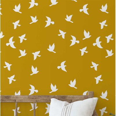 Papel de Parede Pássaros Voando Amarelo, Vinil Autoadesivo Decorativo, Revestimento DIY Fácil para Quarto, Sala e Ambientes - S4Sassy 63,5 cm (L) × 304,8 cm (C) / Amarelo - Vinil Liso