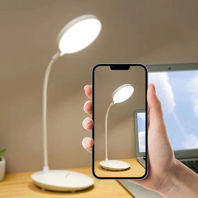 Luminária Cazza Desk Branca UNICA