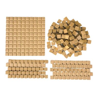 Jogo Material Dourado Pais e Filhos com 111 Peças UNICA