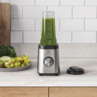 Liquidificador Portátil Electrolux BSE20 320W 2 Garrafas Inox Escovado Inox / 110