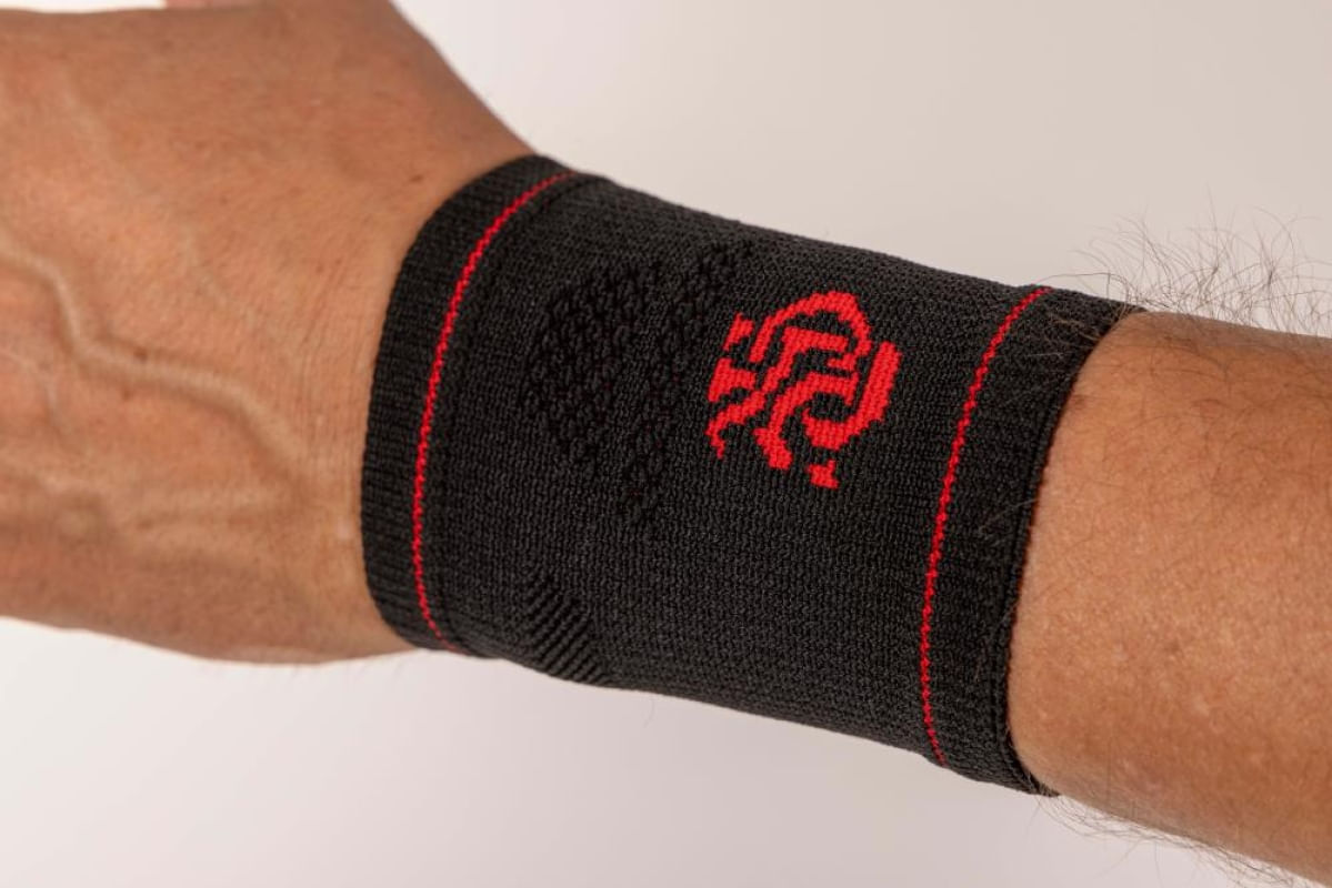 Protetor De Punho Preto Vermelho G Flamengo Compressão