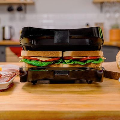 Sanduicheira Grill WAP WS750 750W Antiaderente Preto / 220
